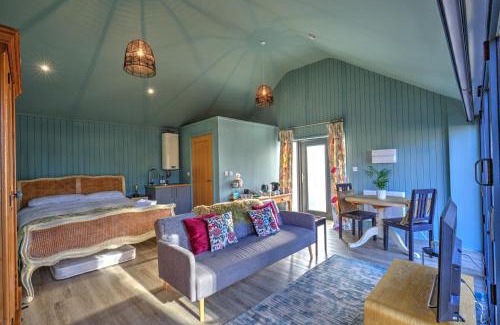 Shouldham Apartment | Family-Friendly Park Lane Studio in Shouldham - Rated 9.2