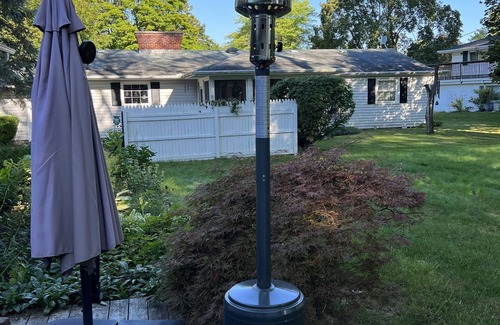 Lansing House | Ideal Retreat with Pool and Sports Bar Near MSU