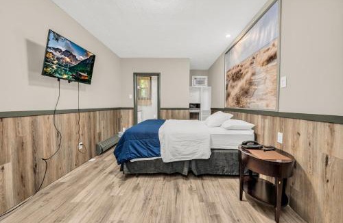 Scarborough Hotel | Comfortable Stay at Park Motel with Breakfast & Hot Tub