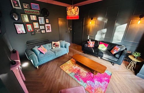 Leeds Apartment | Top-Rated Park Mount Residences: Boutique Apartment in Leeds