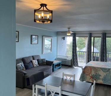 Cedar Key Apartment | Park Place Unit 228