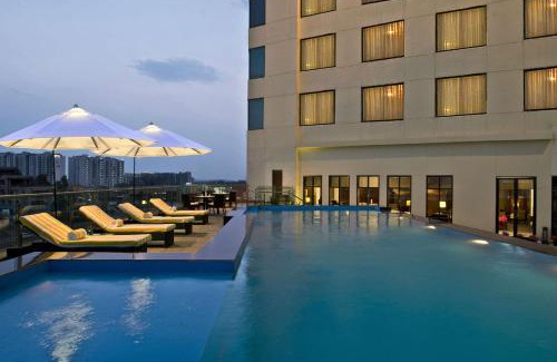 Zirakpur Hotel | Elegant Stay at Park Plaza Chandigarh Zirakpur with Pool & Spa