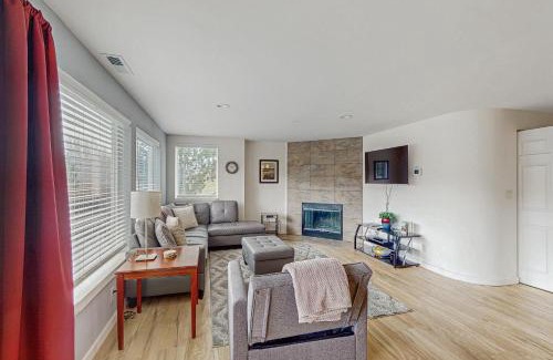 Chelan Apartment | Park Pointe: (A104)