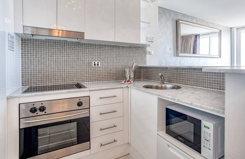 Cremorne Apartment | Comfort at Park Regis Concierge Apartments with Great Amenities