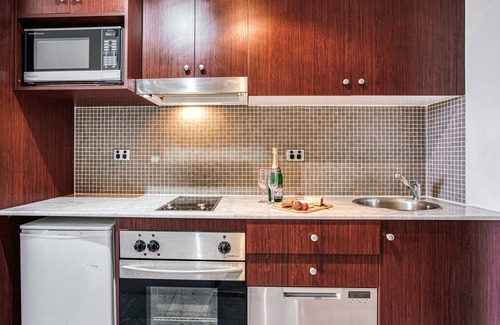 Cremorne Apartment | Comfort at Park Regis Concierge Apartments with Great Amenities