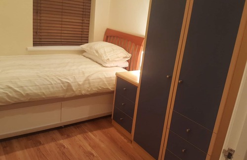 Blyth Apartment | Park Road Apartment: Steps from the Beach & Pet Friendly