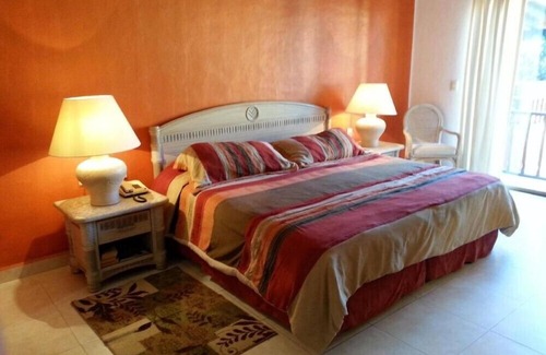 South Hotel Zone Hotel | Modern 1BR Condo at Park Royal Los Tules with Tennis Court