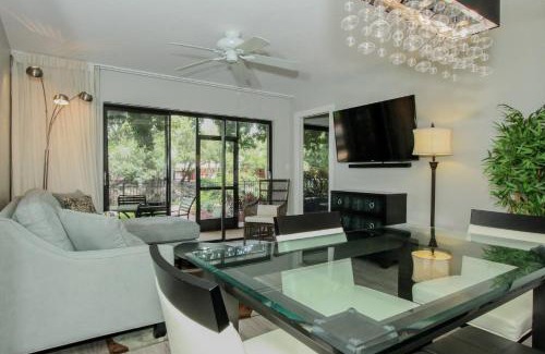 Park Shore House | Inviting Park Shore Resort with Pool and Child-Friendly Amenities