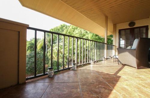 Park Shore House | Relax at Park Shore Resort with Pool and Family-Friendly Fun