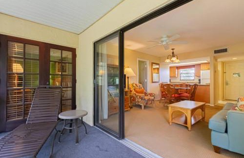 Park Shore House | Family-Friendly Park Shore Resort with Pool Access