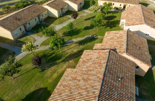 Brissac Resort | Inviting Park & Suites Village Gorges with Pool & Ocean Views