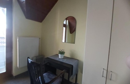 Kecskemet House | Park Vendégház: Guest Rated 9/10 with Family-Friendly Amenities