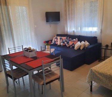 Paralia Dionysiou Apartment | Family-Friendly Park View Apartment in Paralia Dionisiou