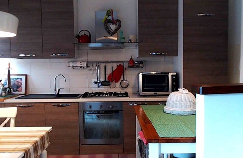 Po' Bandino House | Cozy Park View Apartment with Kitchen & Pet-Friendly Comfort