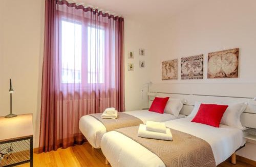 Chiesa Rossa Apartment | Park View Apartment in Milano Navigli with Hot Tub & High Rating
