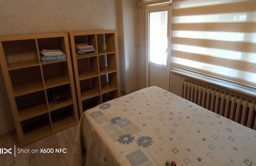 Bakırkoy Apartment | Park View Bakirkoy: Family-Friendly Stay with Pet Perks