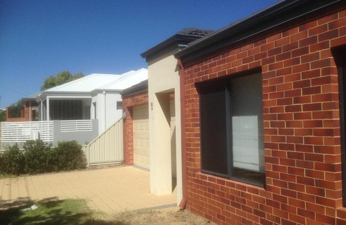 Balga House | Park View Holiday Getaway: Pet-Friendly Retreat Awaits