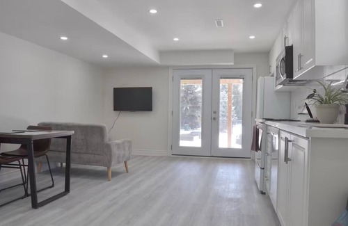Oakville House | Park view in Oakville