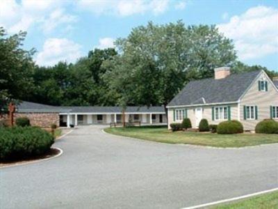 Salem Hotel | Family-Friendly Stay at Park View Inn with Great Accessibility