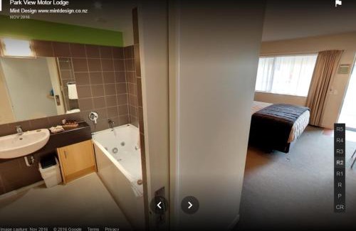Hamilton Hotel | Discover Park View Motor Lodge: Rated 9/10 with Pool & Hot Tub