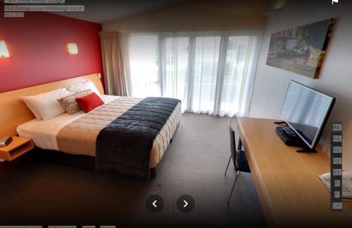 Hamilton Hotel | Discover Park View Motor Lodge: Rated 9/10 with Pool & Hot Tub
