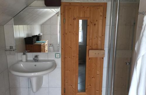 Satow Apartment | Family-Friendly Escape at Parkblick Grüner Salon