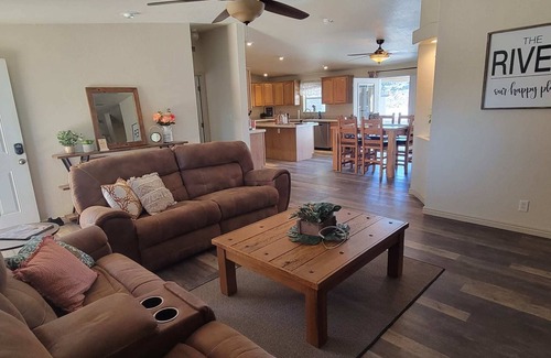 Parker Strip House | Experience Parker Strip Pool House with Game Room & Ocean Views