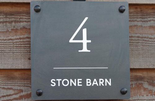 Chackmore House | Family-Friendly Parkfields Barns: Guest Rated 9.5/10