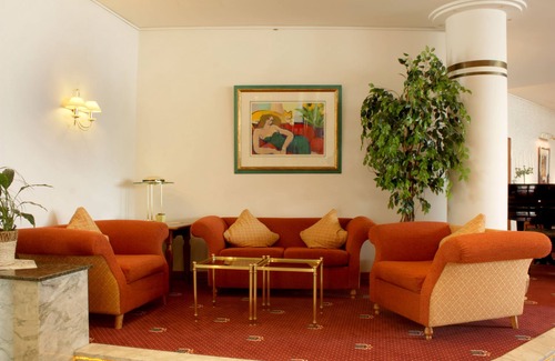 Frickenfelden Hotel | Discover Parkhotel Altmühltal: Spa & Pool Haven