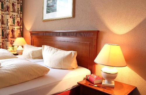 Wernigerode Old Town Hotel | Parkhotel Fischer: Family-Friendly Retreat with Spa & Pool
