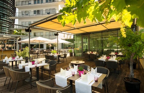 Hall In Tirol Hotel | Discover Comfort at Parkhotel Hall in Tirol - Pet Friendly Stay