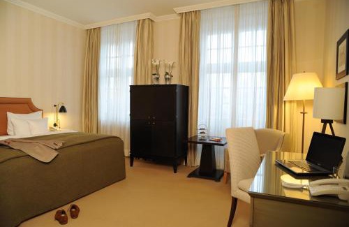 Aachen Hotel | Elegant Parkhotel Quellenhof Aachen: Spa & Pet-Friendly Retreat
