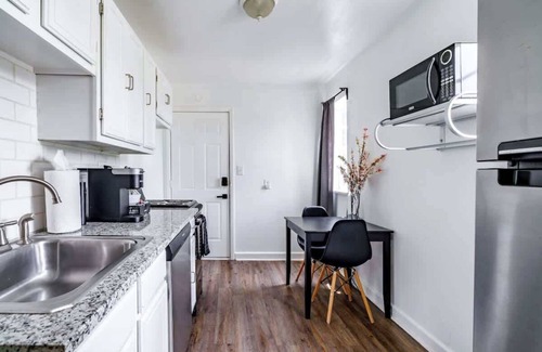 Victorian Village Apartment | Discover Dennison Unit 2: Pet-Friendly Stay Near Downtown