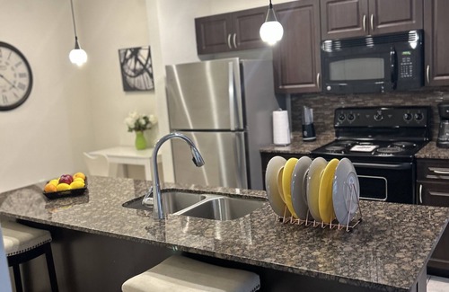 North Burnet Apartment | Convenient Stay with E-Charging, Remote Work & Nearby Nightlife