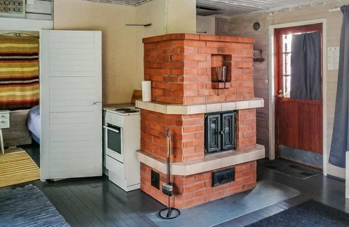 Posio House | Relax at Parkkisenniemen lomamökit with Lake Views & Spa