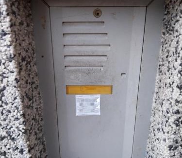 Branik House | Parkovani zdarma jeden velky pokoj s Netflix pro 2 osoby ve sdilenem soukromi se ženou