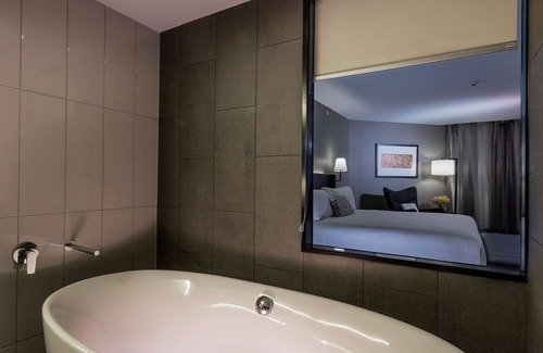 Parramatta Hotel | Relax at PARKROYAL Parramatta: Guest Rated 8.6/10