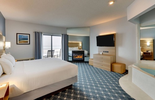 Traverse City Hotel | Discover ParkShore Resort: Ocean View and Family-Friendly Fun
