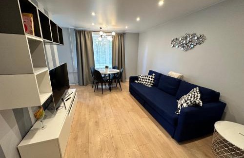 Agenskalns Apartment | Discover Parkside Escape: Stylish 1-BR with Breakfast Included