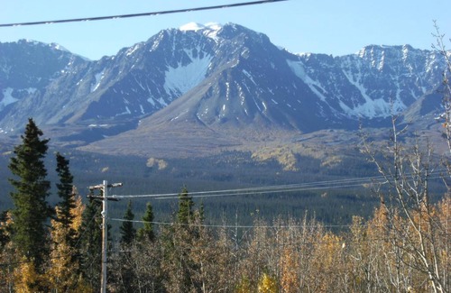 Haines Junction Hotel | Parkside Inn: 4-Star Stay with Family-Friendly Amenities