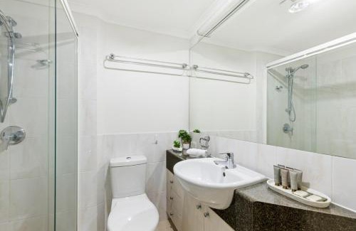 South Brisbane Apartment | Parkside Southbank 2bed Villa