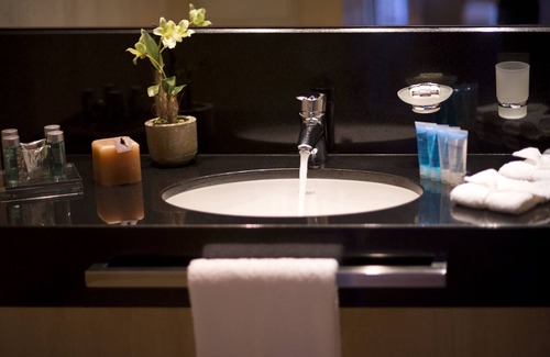 Sodeco Hotel | Experience Comfort at ParkTower Suites: 4-Star Excellence