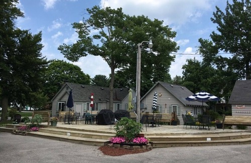 Ludington Cottage | Cozy Parkview Cottage #9 - Steps from the Beach