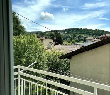 Bergamo Apartment | Discover Parkview House: A 4-Star Family-Friendly Retreat