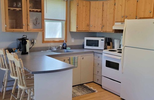 Pointe-du-Chene Cottage | Family-Friendly Parlee Beach House with Pet Amenities
