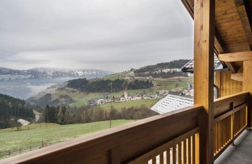 Meltina Apartment | Discover Parliflhof Apt Langfenn: Family-Friendly Retreat