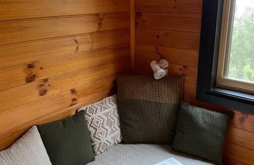Stieglitz House | Ideal Family Retreat at Parnella Hideaway - Book Now!