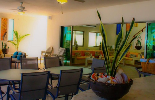 Progreso Municipality House | Discover Paros: A Gulf of Mexico Beach Retreat