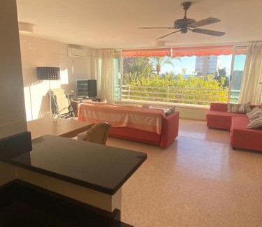 L'Albufereta Apartment | Parque La Chicharra: Oceanfront Retreat Near Alicante