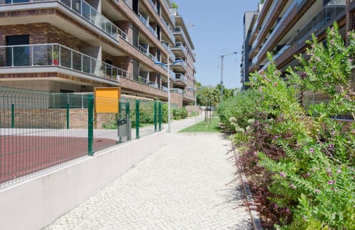 Moscavide Apartment | Inviting Parque Nações & Jardins Cristo Rei with Top Reviews